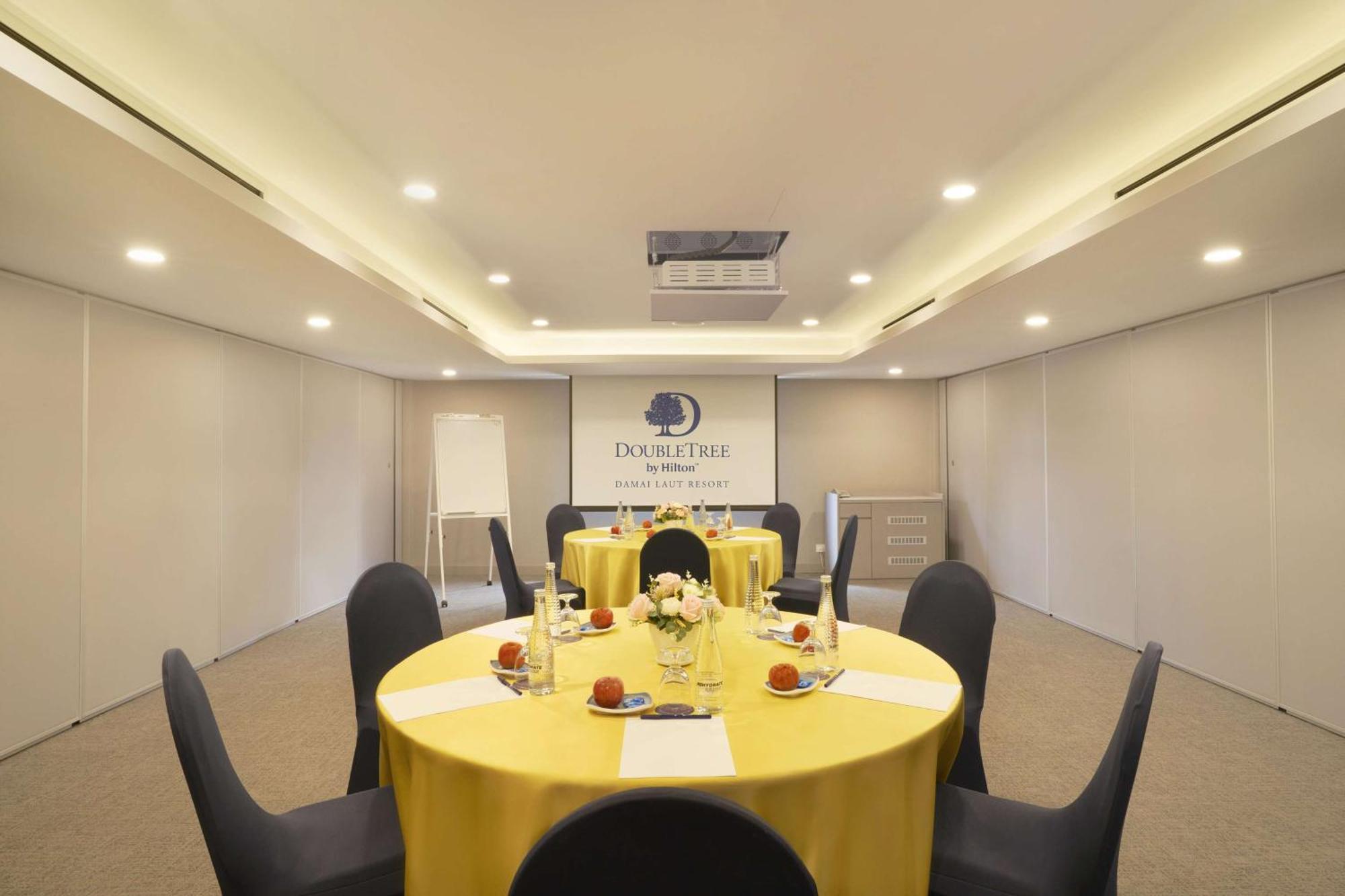 Doubletree By Hilton Damai Laut Hotell Lumut Eksteriør bilde