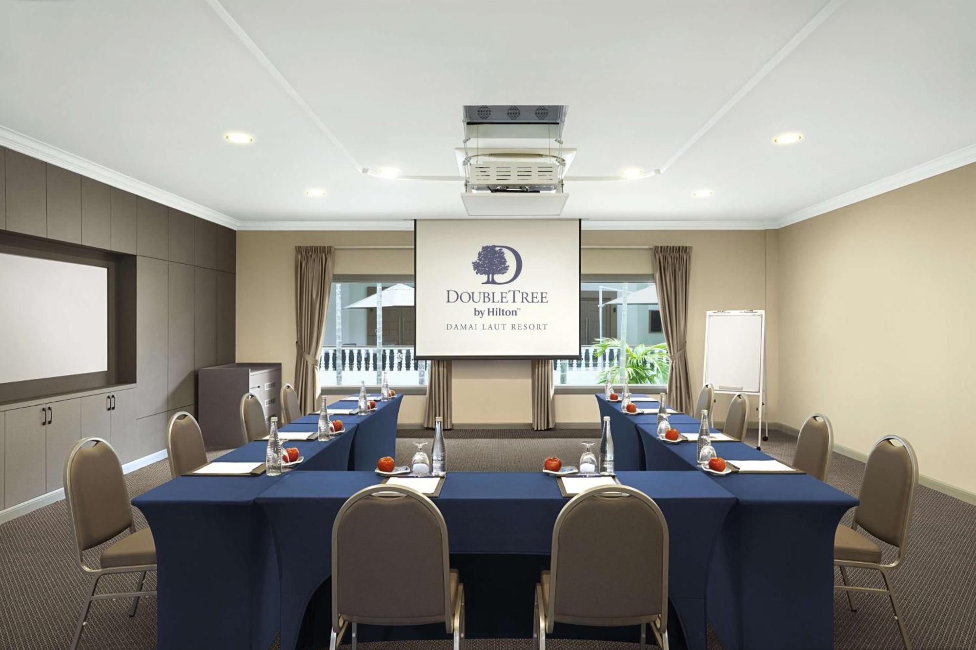Doubletree By Hilton Damai Laut Hotell Lumut Eksteriør bilde