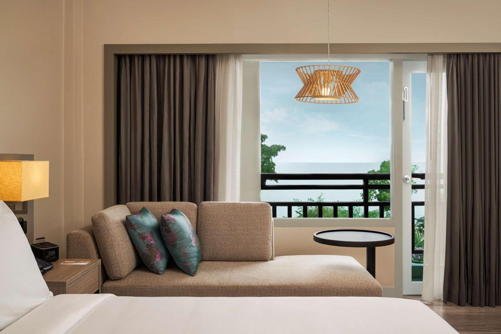Doubletree By Hilton Damai Laut Hotell Lumut Eksteriør bilde